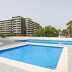 Home2book Family With Pool Americas Apartamento *