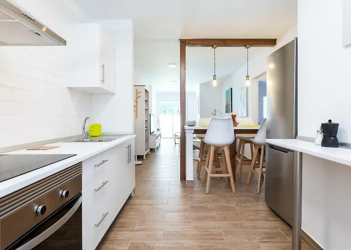 Home2book Family With Pool Americas Apartmán *