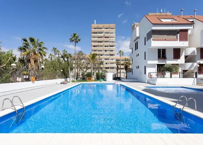 Home2book Family With Pool Americas