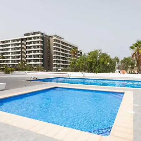Home2book Family With Pool Americas Daire *
